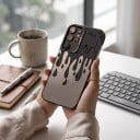 Kansi Samsung Galaxy A16 5G: Stykenevä musta väri Kestävä ja ultra ohut Matta harmaa-musta Pisaramotiivi Kameran suoja Päiväksi 6