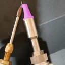 Keramická tryska s ochrannou síťkou pro zahradní mlžicí systém 35 mm M16x1,0 otvor 1,2 mm růžová pro zavlažování 4