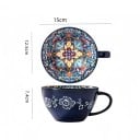 Keramický hrnek s vnitřním malováním a kytkovaným motivem 600–700 ml keramika 15 × 12,5 × 7,4 cm na kávu čaj i velké nápoje 10