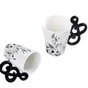 Keramischer Becher mit Motiv des Violinschlüssels und Henkel in Form einer Note 240 ml dekoratives Design für Kaffee Tee und den täglichen Gebrauch 2
