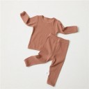 Kinder-T-Shirt und Hose L1395 6