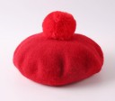 Kinderbaret met pompon 3