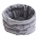 Kinderhalsdoek met dinosaurussen 1