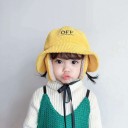 Kinderwintermuts over de oren 1