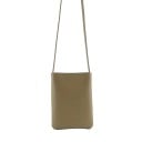 Kleine Damen Crossbody Tasche über der Schulter Flacher einfacher Stil Metallverschluss Dünner Henkel 52 cm PU-Leder Abmessungen 15 x 20 9
