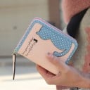 Kleine Damen-Geldbörse mit Reißverschluss und gepunkteter Katze Anhänger in Katzenform Fächer für Karten und durchsichtiges Fenster PU-Leder 4