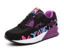 Kleurrijke damessneakers J768 7