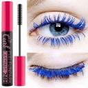 Kleurrijke, waterproof mascara voor het versterken van de wimpers met langdurige hold, bestand tegen water en zweet voor een frisse 3
