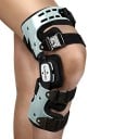 Kniebrace voor de rechterbeen met verstelbare bewegingsbereik ROM universele maat metalen constructie groen-zwart postoperatieve ondersteuning van de knie 1