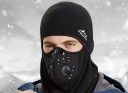 Koko kasvojen fleece-maski moottoripyöräilyyn ja hiihtoon Musta huppu pään ja kaulan yli Suodattimella varustettu osa suun yli Universaalikoko 2