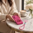 Kryty z wzorem wiśni dla Samsung Galaxy S25 Silikonowe etui z paskiem na nadgarstek Obudowa na telefon z ramką wokół kamer 16