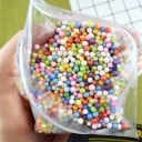 Kugeln für Slime Kleine Kunststoffkugeln in einem wiederverschließbaren Beutel mit Reißverschluss Maße der Verpackung 20 x 14 x 3 cm Für 14