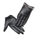 Ladies' Gloves with Studs 2