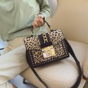 Ladies' handbag for hand or shoulder carry with leopard pattern Gold chain and metal studs Flap with fastening Adjustable strap PU leather 6