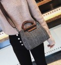 Ladies' Handbag M1395 1