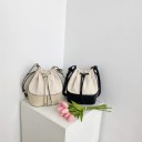 Ladies' Handbag M1668 7