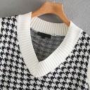 Ladies' Knitted Oversized Sleeveless Vest Black and White Houndstooth Pattern V-neck Cream Ribbed Trims Cotton and Polyester 4
