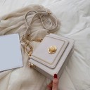 Ladies' Leather Handbag M922 1