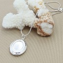 Ladies' Locket Necklace for Storing a Photo 4