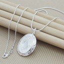 Ladies' Locket Necklace for Storing a Photo 5