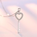 Ladies' Necklace with Key D580 4
