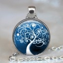 Ladies' Necklace with Tree 18