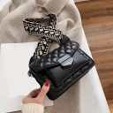 Ladies' Quilted Shoulder Bag in Synthetic Leather 20 x 15 x 6 cm Crossbody with Flap Wide Patterned Strap on Metal Carabiners 7