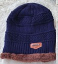 Ladies' Reversible Knitted Beanie with Fur Inside Warm Model Made of Wool and Cotton Textured Knitted Pattern Small Patch at the Front 4