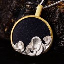 Ladies' Round Pendant D832 5