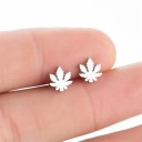 Ladies' Stud Earrings G1428 18