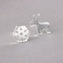 Ladies' Stud Earrings R93 2