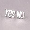 Ladies' Stud Earrings R98 14