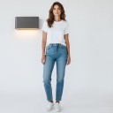 Lampada da parete LED 12 W Doppia testa che illumina verso l'alto e verso il basso Grado di protezione IP65 Dimensioni 17,3 x 9 cm Corpo in alluminio Luce calda 3000 K Per facciate 3