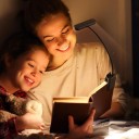Lampka LED do książki z klipsem 14 LED Ładowanie USB-C 3 kolory światła 2700 do 6000 K 10 poziomów jasności Elastyczne ramie 20 cm Do czytania 3