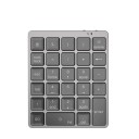 Langaton numeronäppäimistö USB-hubilla 2x USB 3.0 ja USB-C Bluetooth 3.0 Saksetyyppiset kytkimet Akun kapasiteetti 140 mAh Alumiiniseos 3