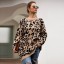 Langer Damenpullover mit Leopardenmuster 3