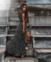 Langes Damenkleid mit Punkten 3