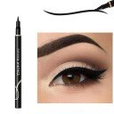 Langtidsholdbar eyeliner 5