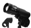 Lanterna dianteira para bicicleta com suporte para guiador Função zoom e 3 modos de iluminação Alcance de 100 m Duração até 6 horas Funciona com 3 6