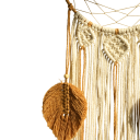 Lapač snov na stenu v boho štýle s celkovou dĺžkou 90 cm s vypletenou obručou macramé listy korálky a strapcemi v krémovej a horčicovej farbe 3
