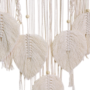 Lapač snov na stenu v boho štýle s obručou o priemere 30 cm a celkovou dĺžkou 85 cm s macramé listami, drevenými korálkami a strapcami v krémovej farbe 2