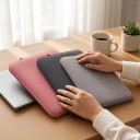 Laptophoes 11 inch Van ecokunstleer met dubbele rits 28,5 x 21,5 x 2,2 cm Waterafstotend Met zachte voering Voor MacBook 3