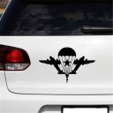 Laskuvarjoautotarra 1