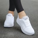 Laufschuhe für Frauen und Männer Atmungsaktive Sneakers aus Netzmaterial, die das Schwitzen reduzieren Niedriger Schnitt mit Schnürung 5