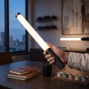 LED kolorowa lampa rurowa Ulanzi VL119 RGB 2500 do 8500 K CRI 95+ 50 x 3,7 cm wyświetlacz OLED i bateria Czarnobiała Do fotografii i wideo 5