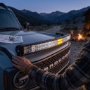 LED ljusramp böjd 1020 W 52 tum Längd 129,8 cm IP68 Kallt vitt ljus 6500 K Svart hus Med kablage För offroad och arbetsmaskiner 6