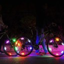 LED luz para raios de bicicleta 15 lm 12,8 × 3,5 cm Iluminação colorida à prova de água para bicicleta 4 modos Luz intermitente para roda de bicicleta 2