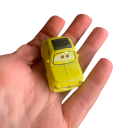 Leksaksbil i legering Disney Pixar Cars 3 Gul Luigi modell 1:55 Fordon för barn Metallleksak Samlarbil Engelsk Detaljerad design 2