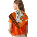 Lenço quadrado em mosaico Cavalo motivo artístico Tendência de moda feminina Lenço multifuncional para cabeça, pescoço e corpo Acessório estiloso 4