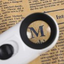 Lente manuale con illuminazione LED 40x ingrandimento per l'esame di dettagli gioielli minerali giada monete stampa elettronica 12 x 3,3 cm 5